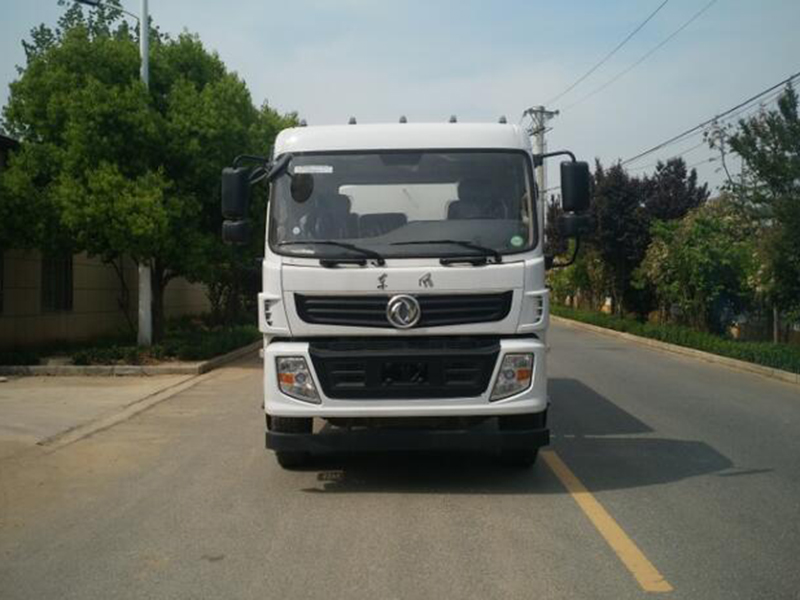国六抑尘车